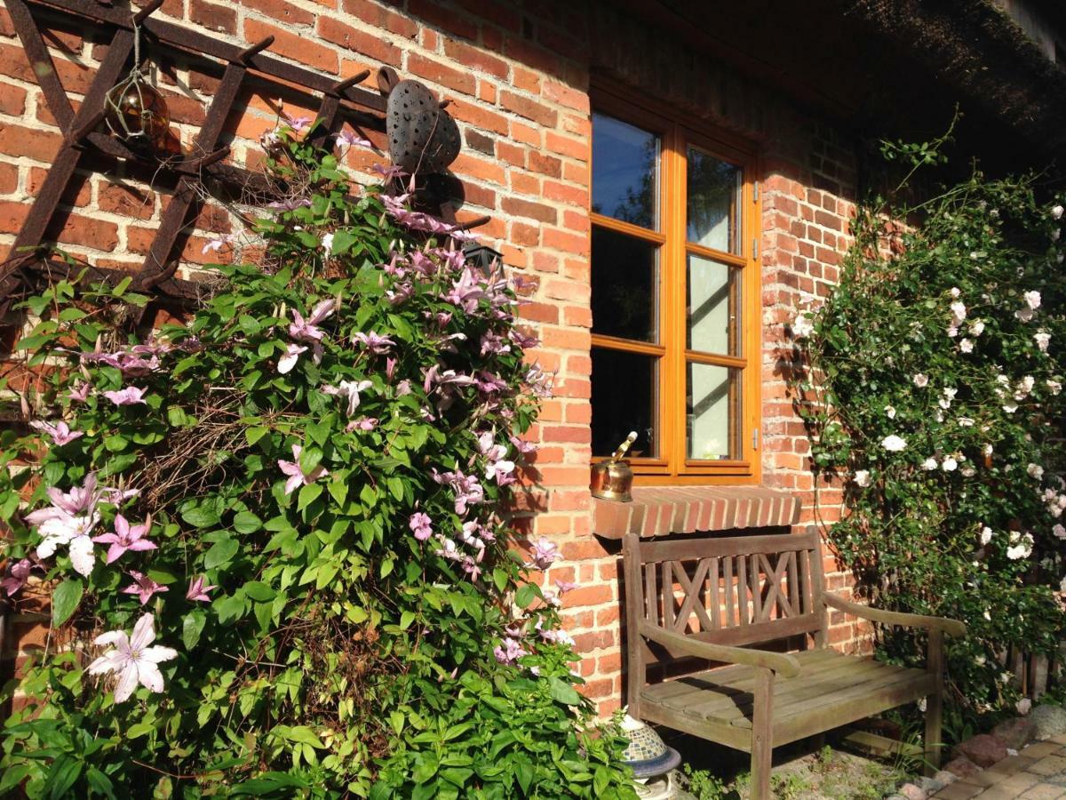 Apartamento Kleine Auszeit Kluis Exterior foto